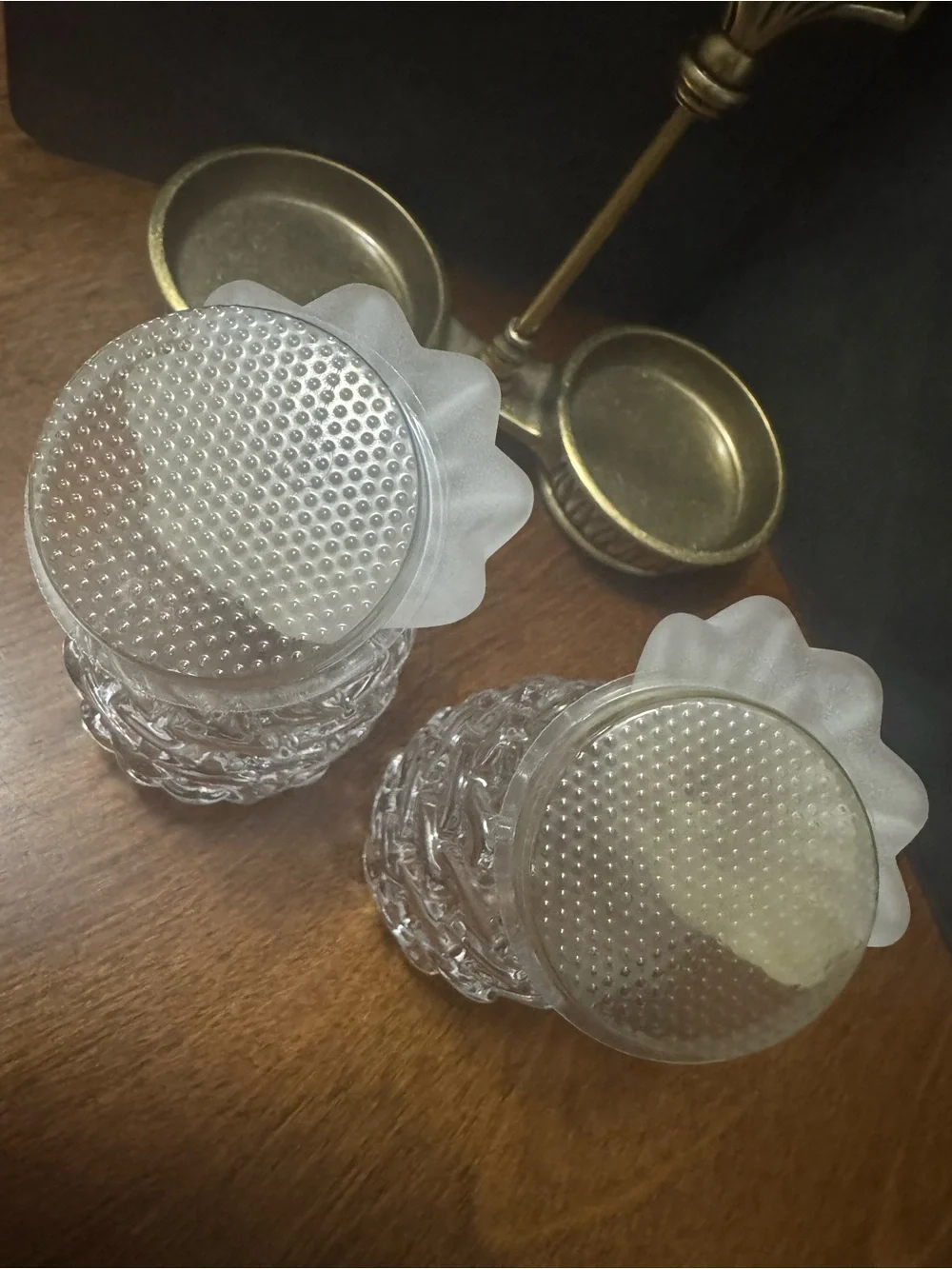 Lenox Clear Cut Glass Pineapple Salt & Pepper Shakers Set w/ Metal Holder Stand
